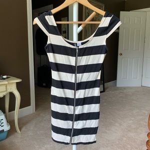 H&M Black and Cream Zippered Bodycon Dress size 4